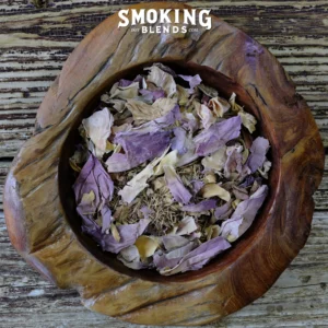 Sacred Lotus Flowers (Nelumbo nucifera)
Flavor: Earthy, mild
Benefits: Said to promote relaxation and mild pain relief.